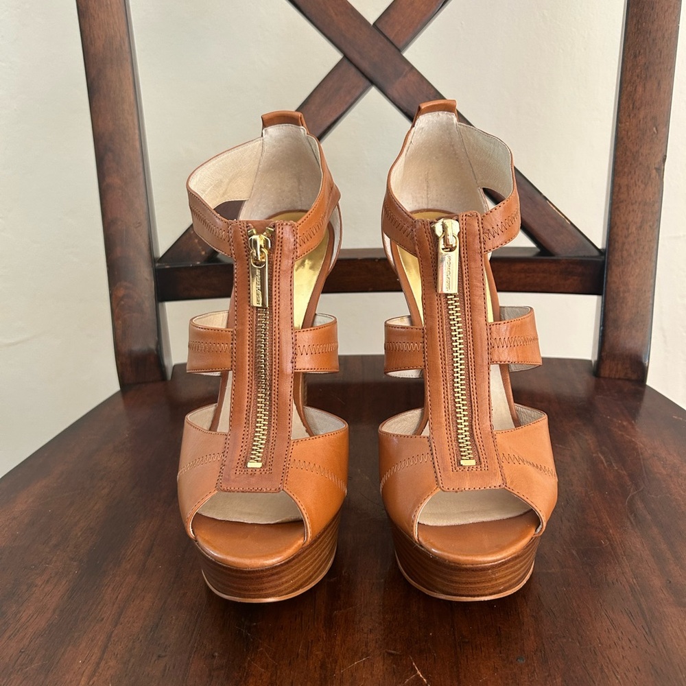 Michael Kors Tan Leather Heels with Gold Zipper